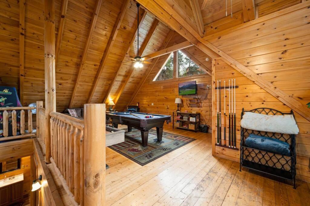 2-Bedroom Cabin With 2 Master Suites, Loft, Half-Bath And Hot Tub In A Serene Resort Setting Sevierville Dış mekan fotoğraf