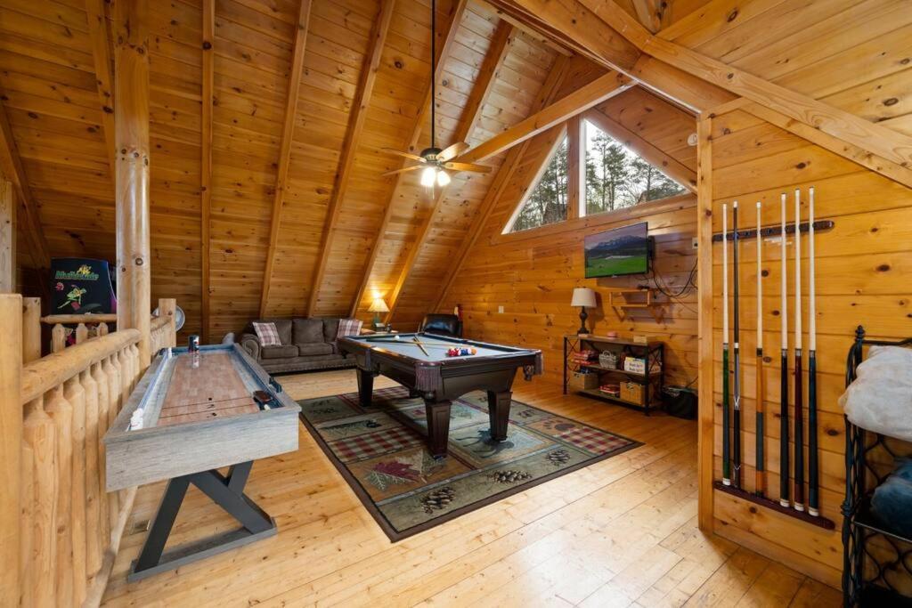 2-Bedroom Cabin With 2 Master Suites, Loft, Half-Bath And Hot Tub In A Serene Resort Setting Sevierville Dış mekan fotoğraf