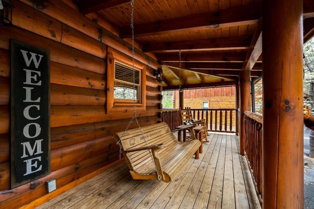 2-Bedroom Cabin With 2 Master Suites, Loft, Half-Bath And Hot Tub In A Serene Resort Setting Sevierville Dış mekan fotoğraf