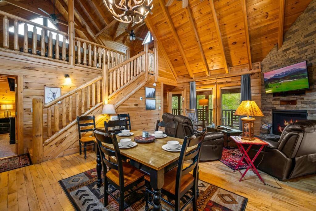 2-Bedroom Cabin With 2 Master Suites, Loft, Half-Bath And Hot Tub In A Serene Resort Setting Sevierville Dış mekan fotoğraf