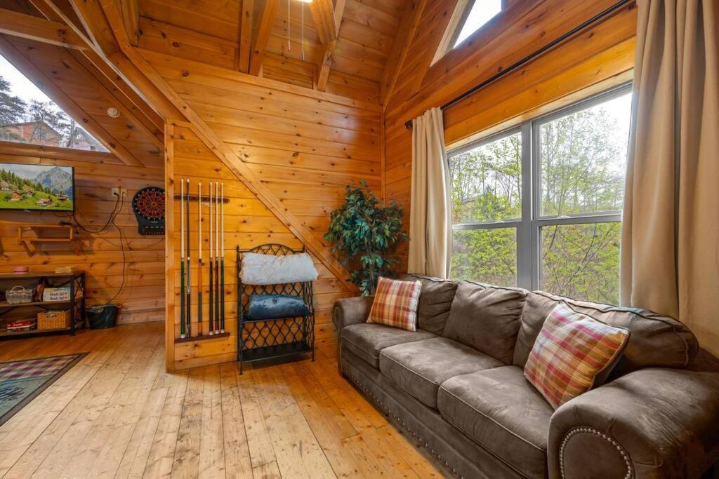 2-Bedroom Cabin With 2 Master Suites, Loft, Half-Bath And Hot Tub In A Serene Resort Setting Sevierville Dış mekan fotoğraf